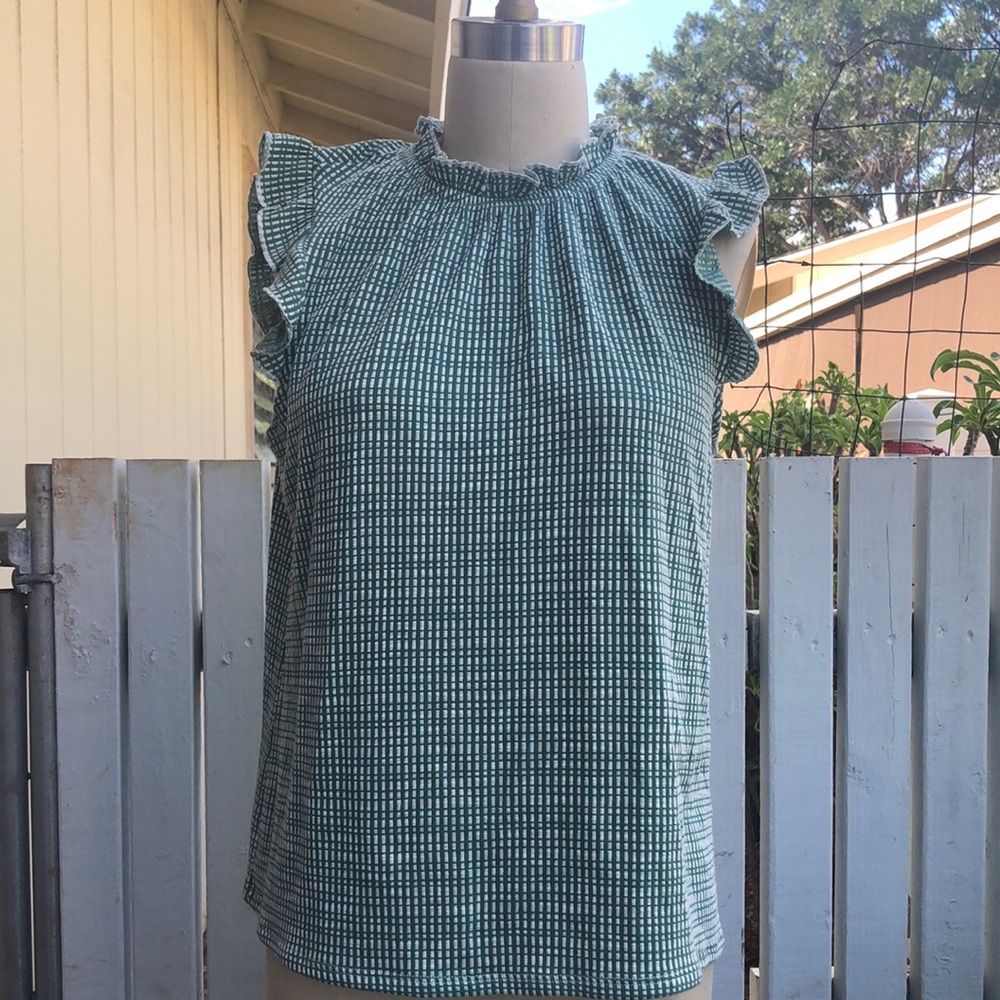 Ruffle top